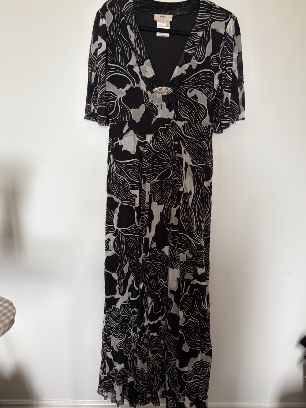 Fuzzi V-Neck Mesh Formal Long Gown w/Brooch - XL